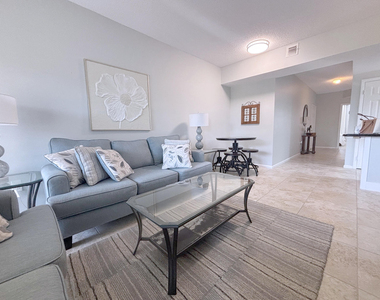 2080 Greenview Shores Boulevard - Photo Thumbnail 2