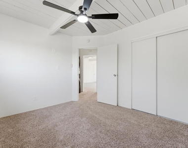 4206 Division Street - Photo Thumbnail 7