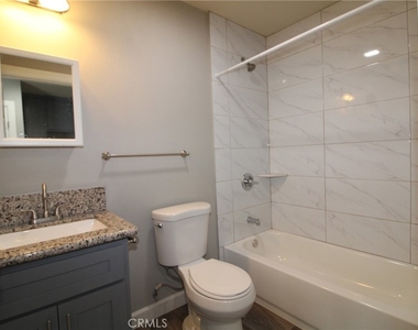 4986 Southern Avenue - Photo Thumbnail 6