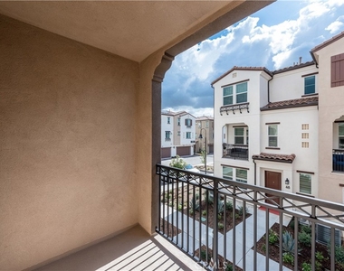 2317 W Broadway - Photo Thumbnail 33