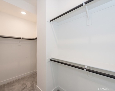 2317 W Broadway - Photo Thumbnail 24