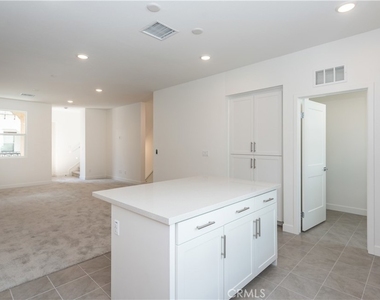 2317 W Broadway - Photo Thumbnail 13