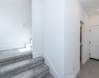 2317 W Broadway - Photo Thumbnail 31