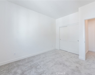 2317 W Broadway - Photo Thumbnail 30