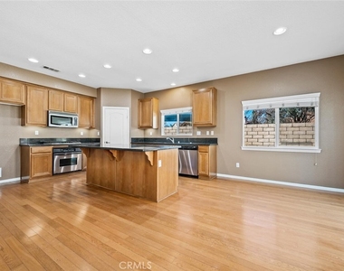 29800 Bay View Way - Photo Thumbnail 12