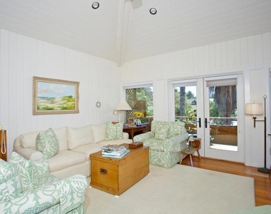 2001 Ocean Front - Photo Thumbnail 5
