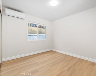 1009 N N Parton - Photo Thumbnail 15