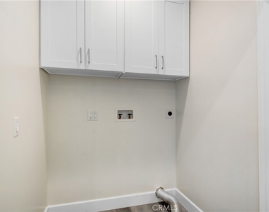 821 Melody Lane - Photo Thumbnail 15