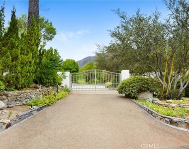 821 Melody Lane - Photo Thumbnail 1