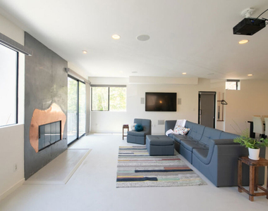 2216 Bancroft Avenue - Photo Thumbnail 7