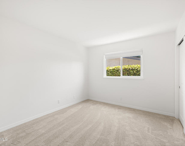 41 Oakleaf Avenue - Photo Thumbnail 12
