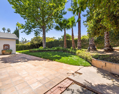 41 Oakleaf Avenue - Photo Thumbnail 16
