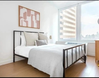 180 Water Street - Photo Thumbnail 3