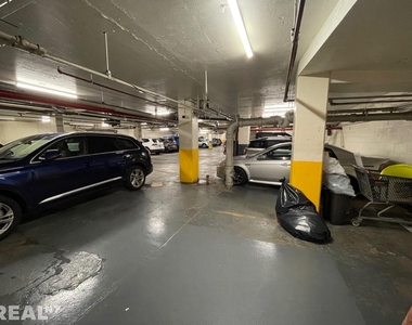 400 E 89th St - Photo Thumbnail 5