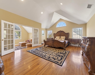 2 Tappanwood Drive - Photo Thumbnail 10