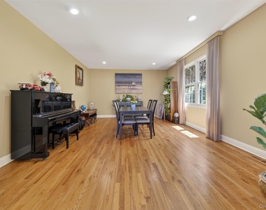2 Tappanwood Drive - Photo Thumbnail 4