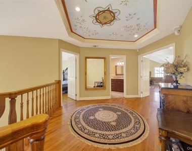 2 Tappanwood Drive - Photo Thumbnail 9