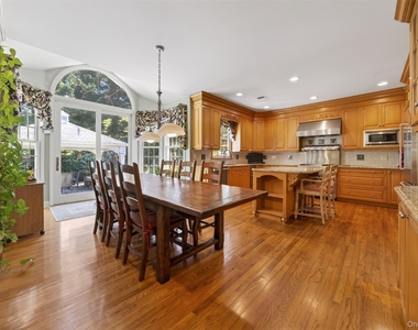 2 Tappanwood Drive - Photo Thumbnail 7