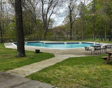 110 Drew Lane - Photo Thumbnail 18