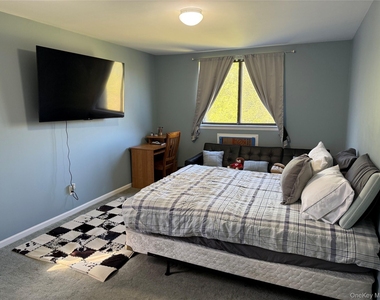 110 Drew Lane - Photo Thumbnail 9