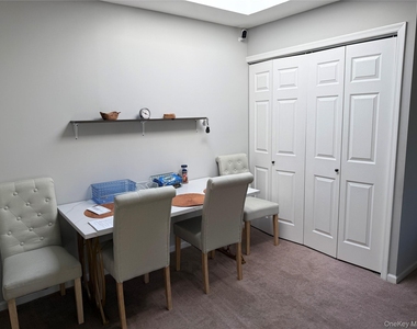 110 Drew Lane - Photo Thumbnail 4