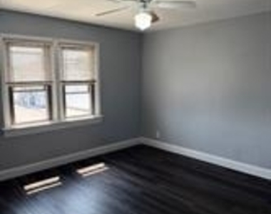 1806 Deer Park Avenue - Photo Thumbnail 8
