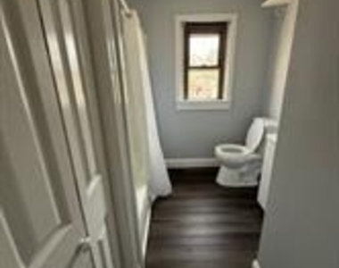 1806 Deer Park Avenue - Photo Thumbnail 5