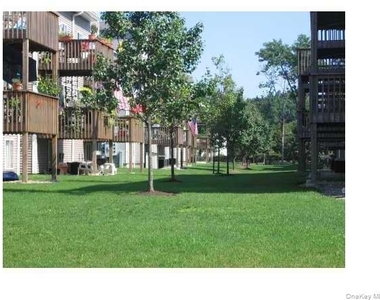 25 College Avenue - Photo Thumbnail 21
