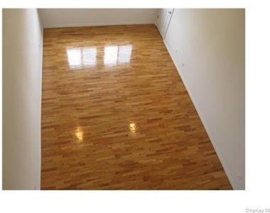 25 College Avenue - Photo Thumbnail 5
