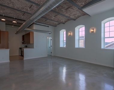 22 Cottage Street - Photo Thumbnail 2