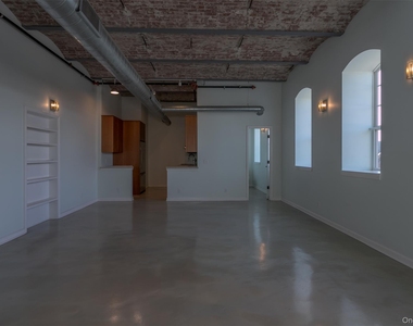 22 Cottage Street - Photo Thumbnail 1