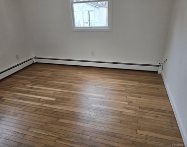 310a Frowein Road - Photo Thumbnail 3