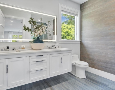 37 Wakeman Road - Photo Thumbnail 11