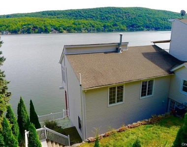 590 Jersey Avenue - Photo Thumbnail 3