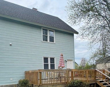 90 Pleasant Street - Photo Thumbnail 19