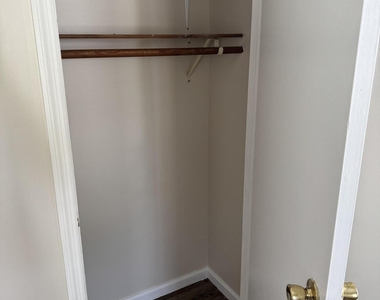 90 Pleasant Street - Photo Thumbnail 18