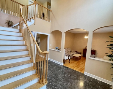 620 Sacandaga Road - Photo Thumbnail 4