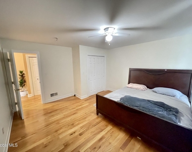 620 Sacandaga Road - Photo Thumbnail 16