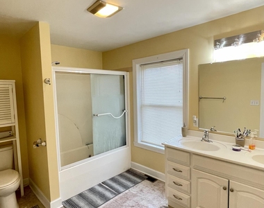 620 Sacandaga Road - Photo Thumbnail 18