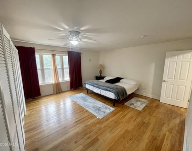 620 Sacandaga Road - Photo Thumbnail 12
