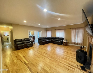 620 Sacandaga Road - Photo Thumbnail 8