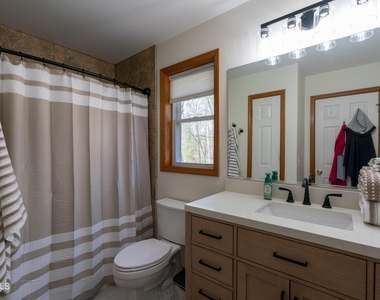 32 Jones Road - Photo Thumbnail 15