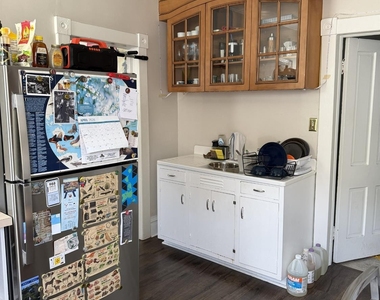 205 Cedar Avenue - Photo Thumbnail 3