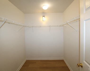 27 Pin Oak Drive - Photo Thumbnail 14