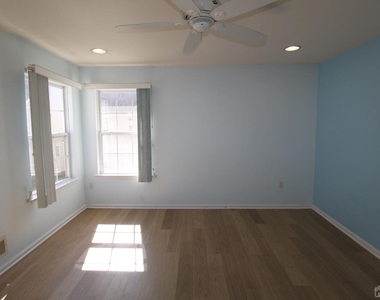 27 Pin Oak Drive - Photo Thumbnail 21