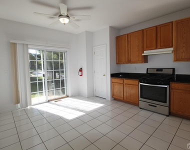 27 Pin Oak Drive - Photo Thumbnail 5