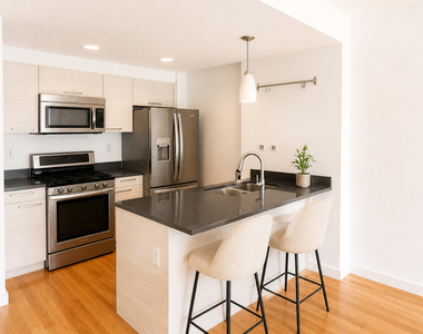 106-20 70th Avenue - Photo Thumbnail 2