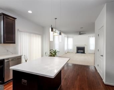 122 Blakely Road - Photo Thumbnail 9