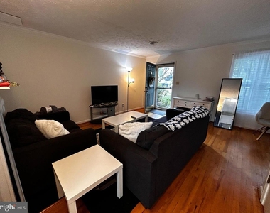 2638 Daniel Terrace - Photo Thumbnail 5