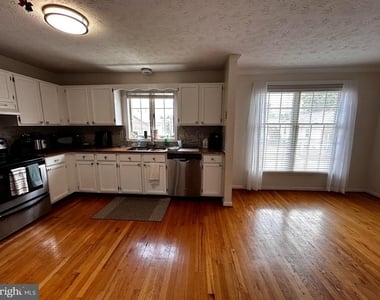 2638 Daniel Terrace - Photo Thumbnail 9
